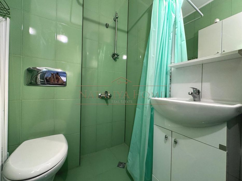 Продава се Многостаен апартамент в Бургас, Сарафово - 150 кв.м за 1400 €/кв.м - Снимка #3