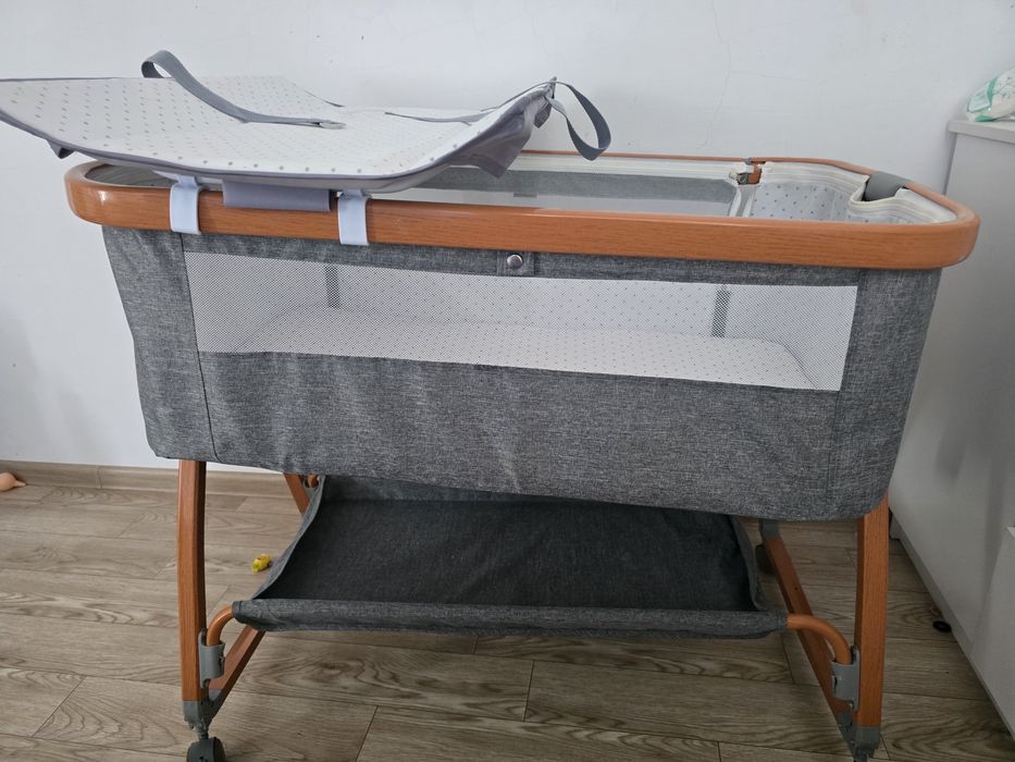Продам манеж кровать
