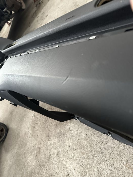 plansa bord neagra vw passat b7 cc 2013