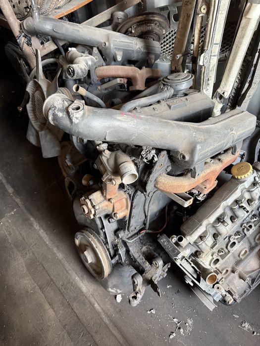 Мерседес D609 D709 D711 D809запчасти с Европы