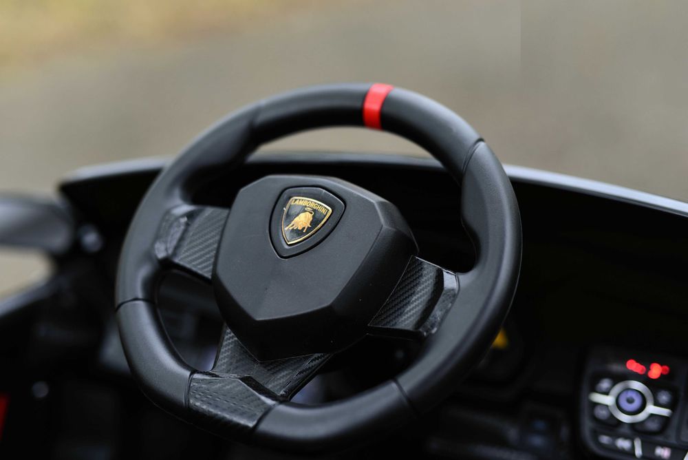 Акумулаторен КОЛА Lamborghini VENENO 4X4 12V батерия