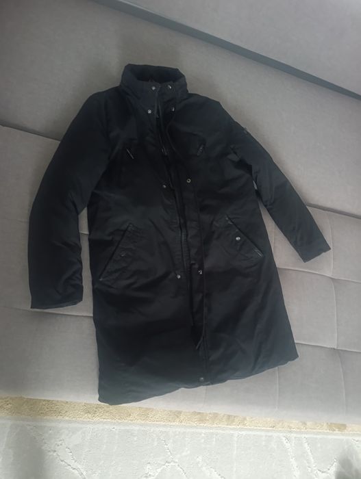Продам Пальто оригинал черный