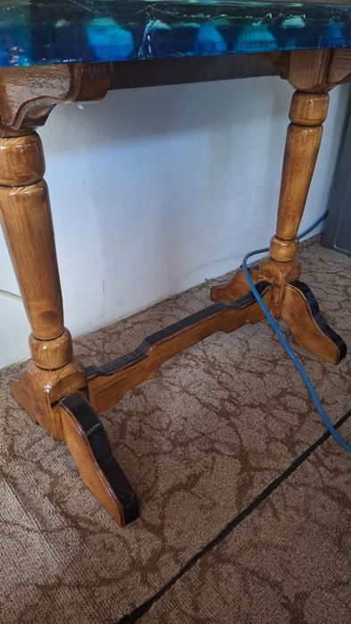 Masa de bucătărie lemn de cires si rasina epoxidica