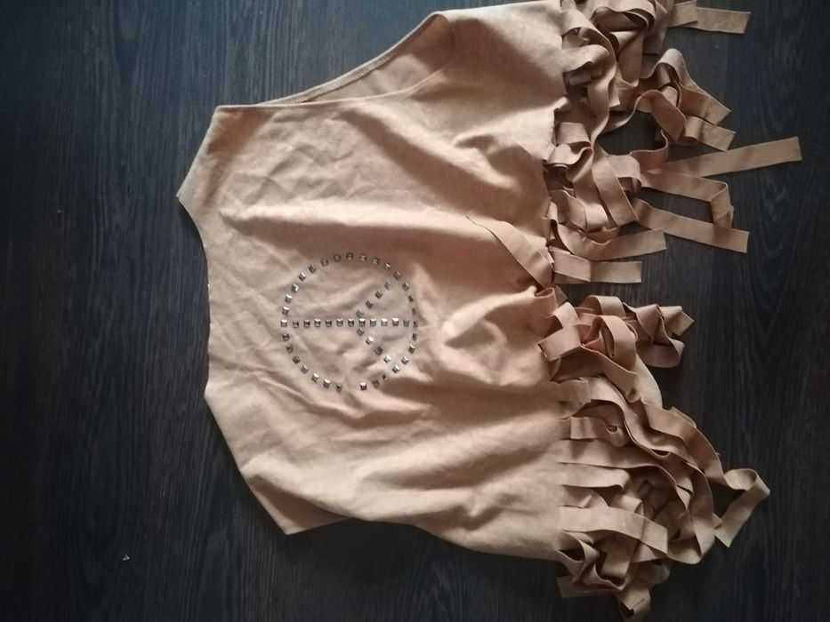 Rochie, cămașă, vesta indianca