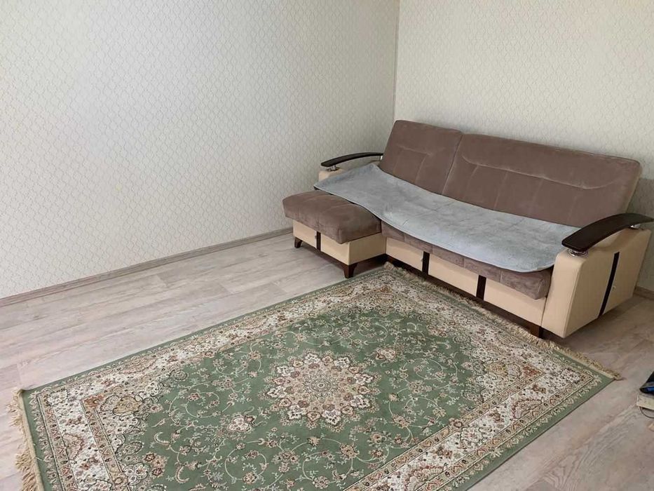 Продам 2 комнатную квартиру