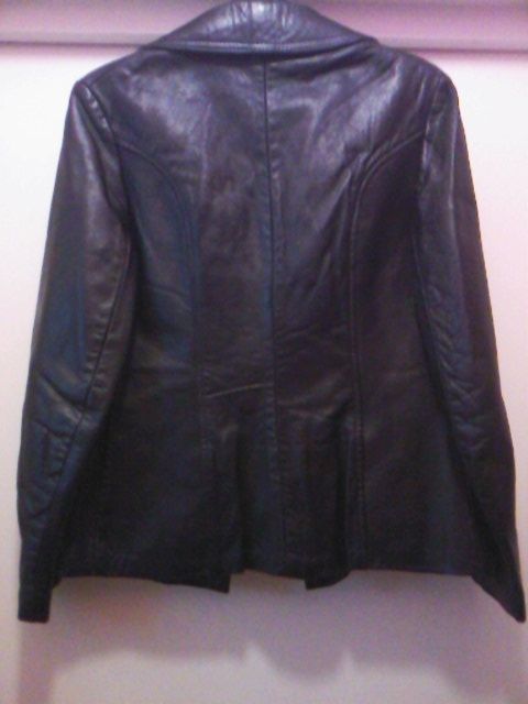 Haina piele dama neagra nr. 42 stare foarte buna