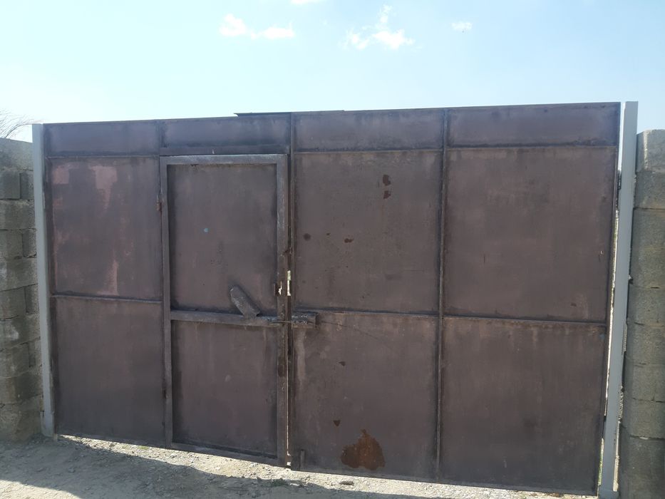 Варота )))наружный