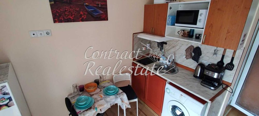 Дава се под наем Едностаен апартамент в Варна, Общината - 30 кв.м за 331.5 € - Снимка #1