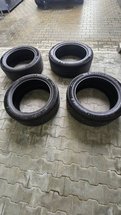 275/45/21 MICHELIN
