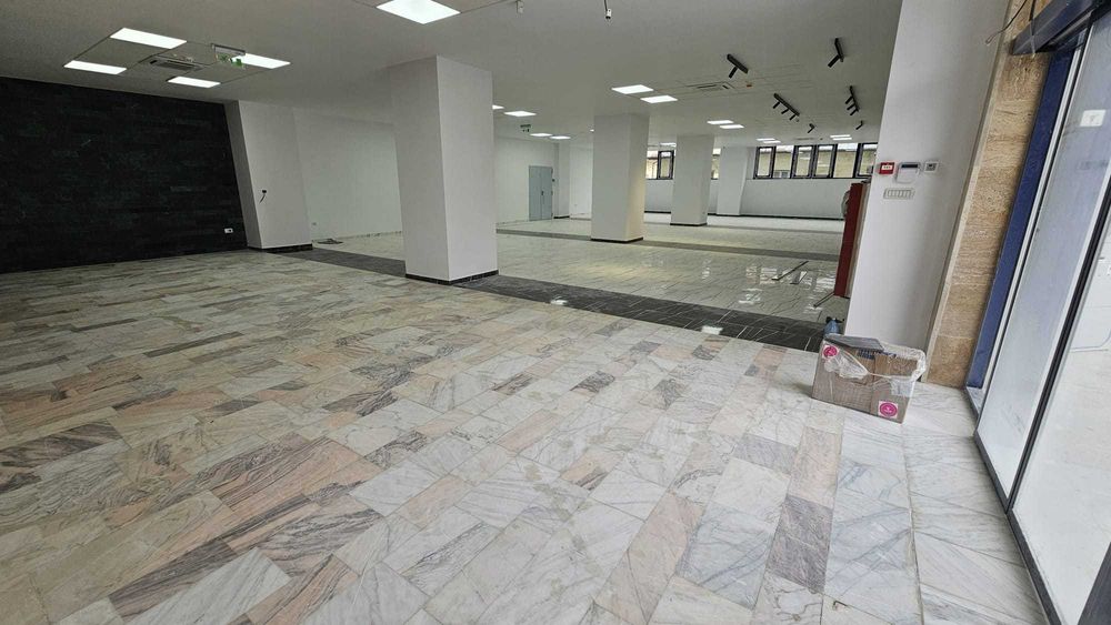 Spatiu Comercial de Inchiriat - parter - 370 mp - ultracentral