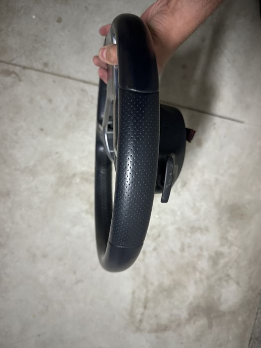 Volan albastru AMG cu padele fara airbag Mercedes C, E cod A1724608803