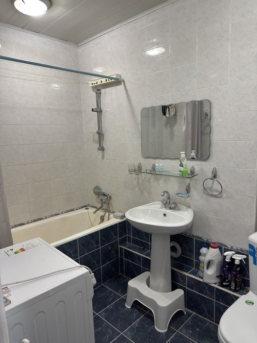 Сдается в аренду 3х комн квартира .