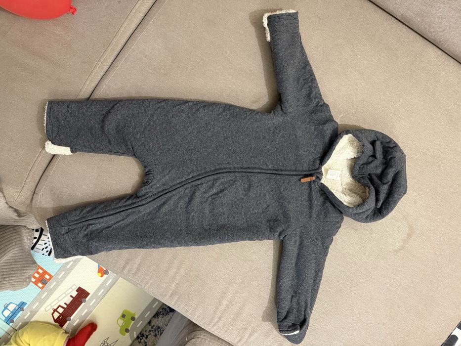 Космонавти 74 H&M