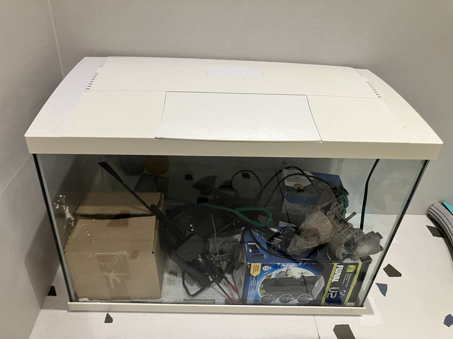 Аквариум Hailea k60 с оборудване