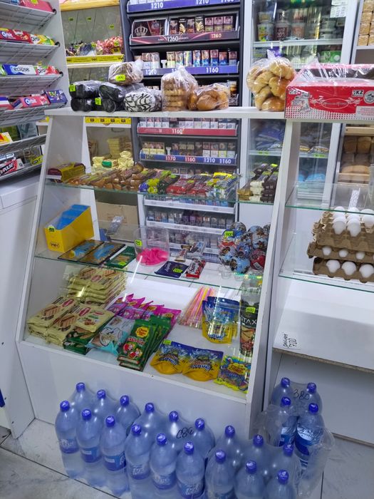 Шкаф для продуктового магазина