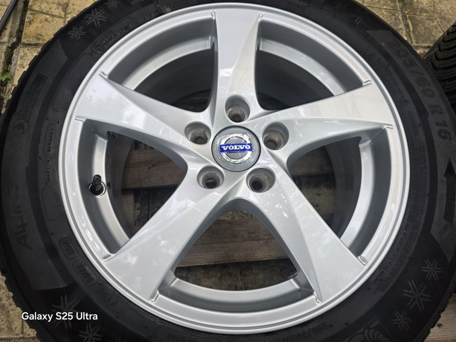 Лети джанти 16ки 5х108 Volvo + зимни гуми 205/60/16