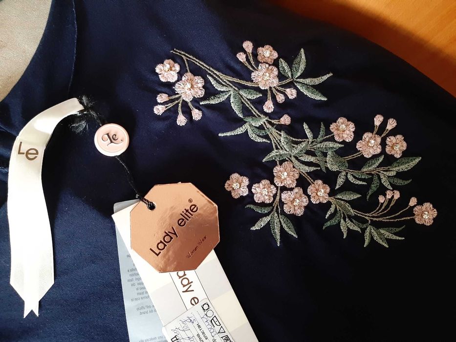 Lady Elite красива нова рокля