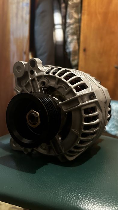 Продам Генератор от Ауди А6 С4