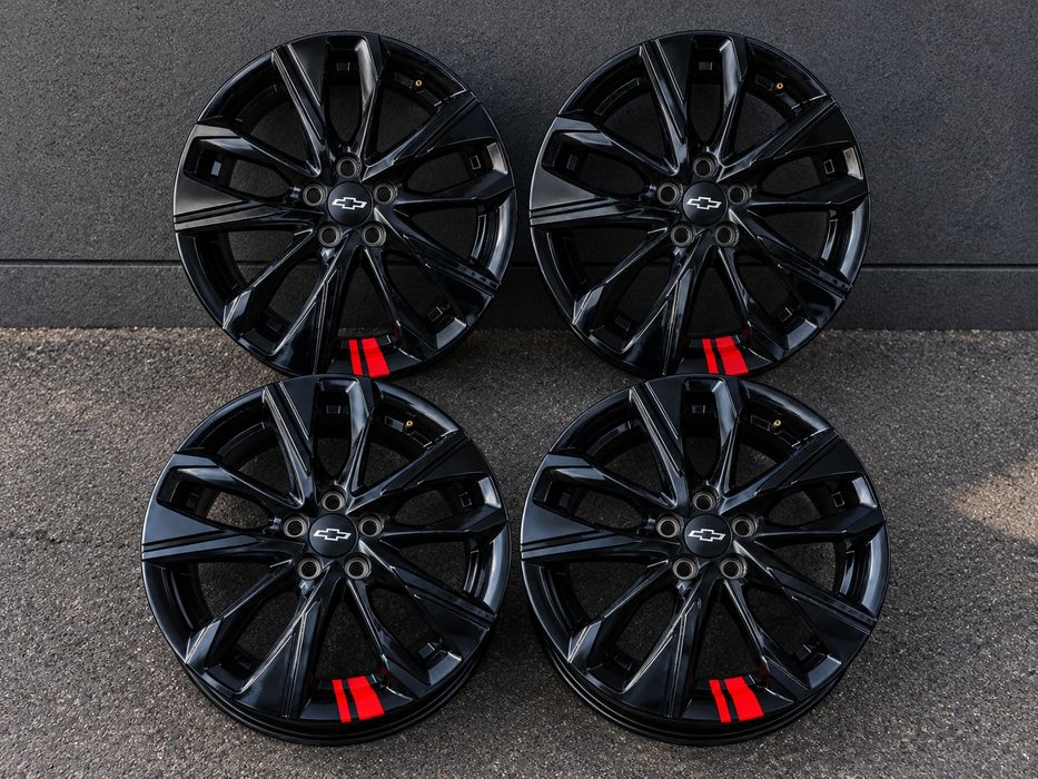 Комплект литых дисков R17 Chevrolet