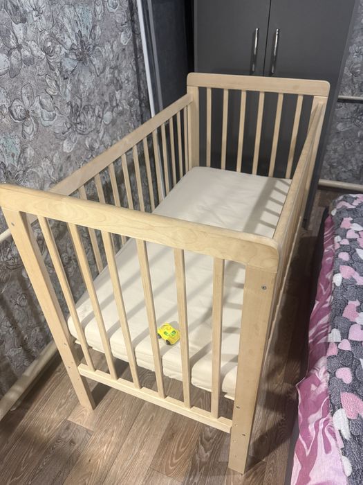 Продам кроватку детскую