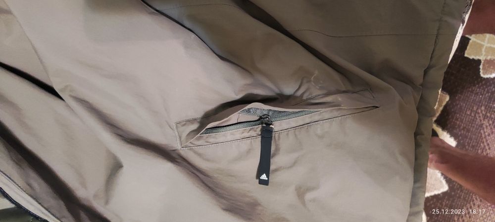 Adidas(Димисезонная куртка)