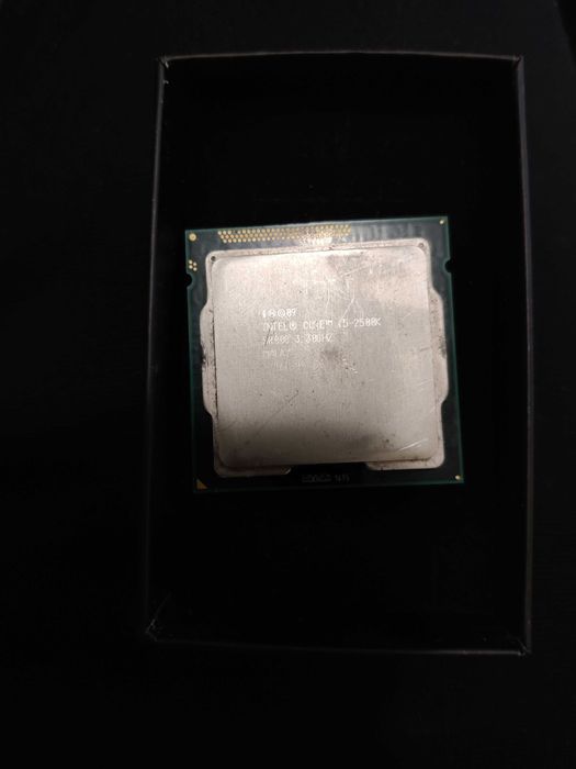 Продавам процесор Intel Core i5-2500K (Socket 1155)