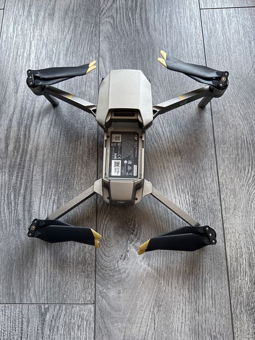 DJI Mavic pro Platinum Fly More - като нов, комплект с 2 батерии