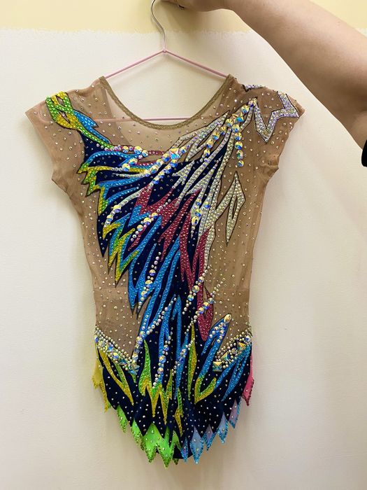 Гимнастический купальник для выступлений