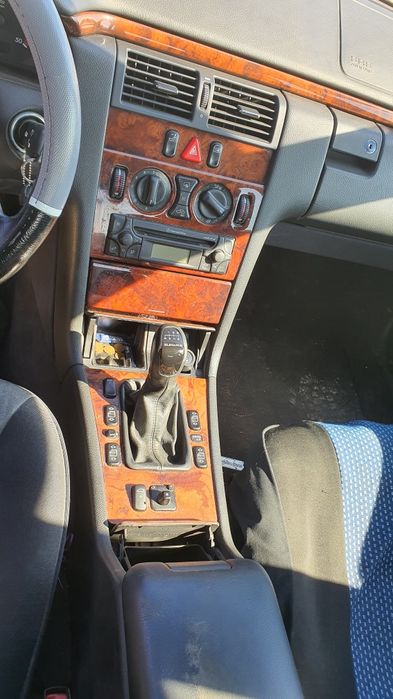 Мерцедес w210  2.0