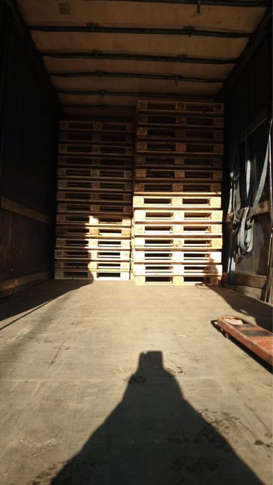 Vand paleti din lemn euro si non euro