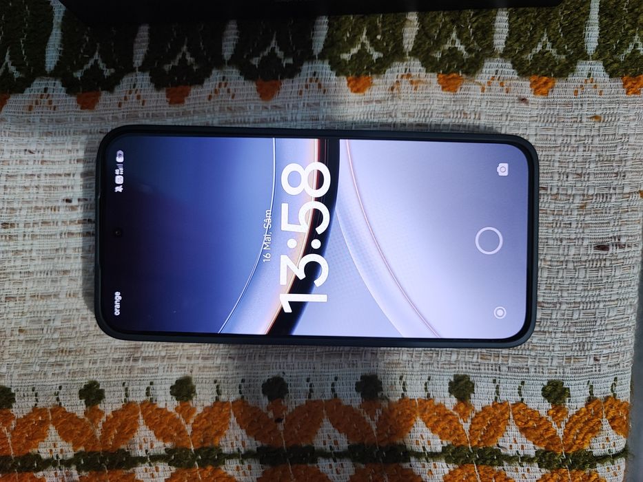 Poco f7 12/256gb