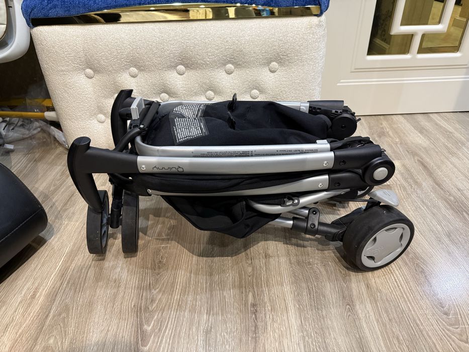 * Quiny детская 3-х колесная коляска в хорошем состоянии не дорого!