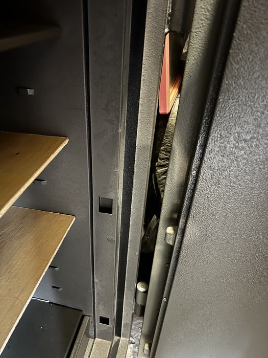 Сейф для ломбарда и офиса