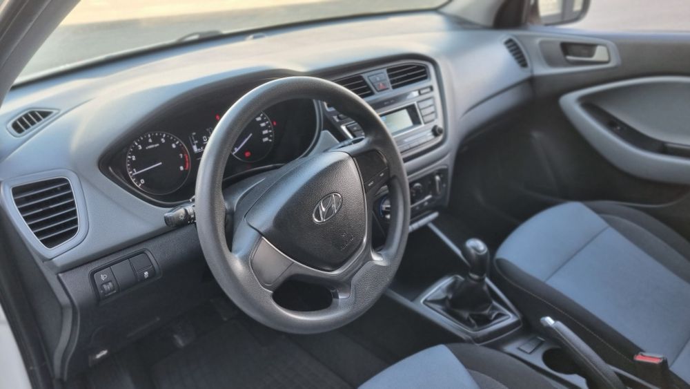 HYUNDAI i20 2018 — imagine 5