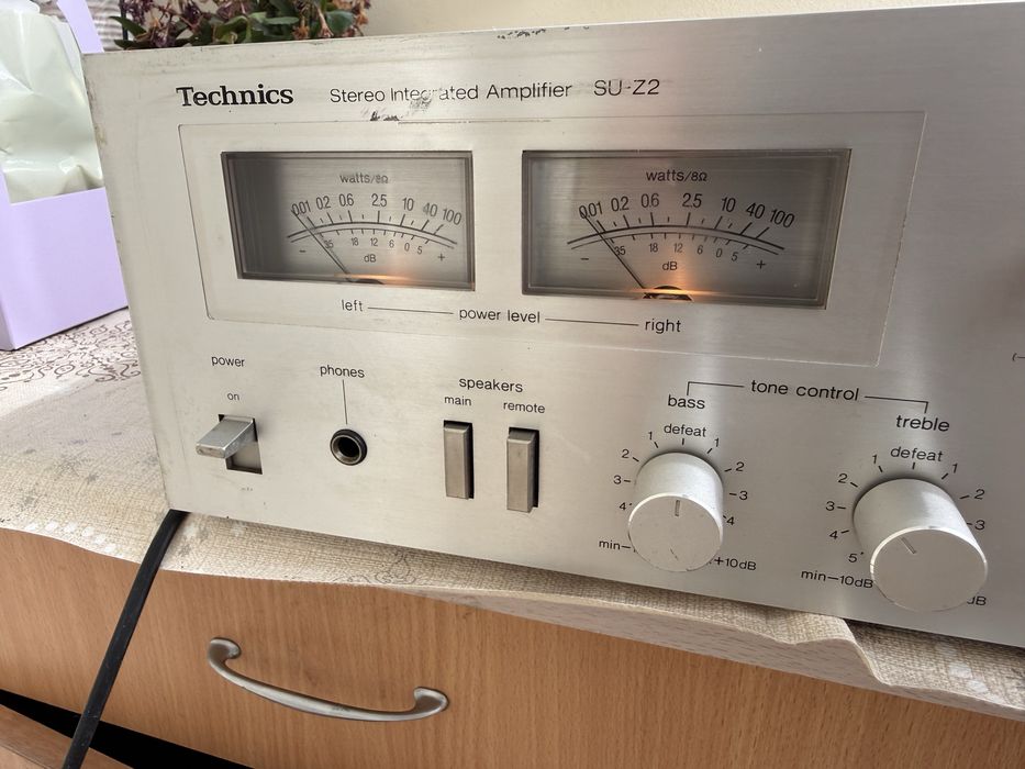 Technics SU-Z2 Стерео усилвател