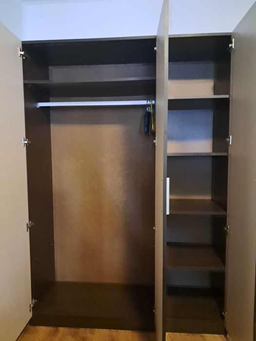 Гардероб за спалня