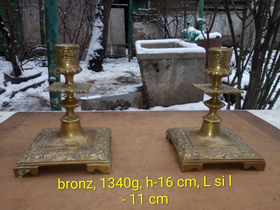 Pereche sfeșnice vechi din bronz masiv
