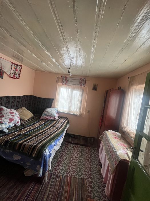 Inchiriez casa la tara la 40km
