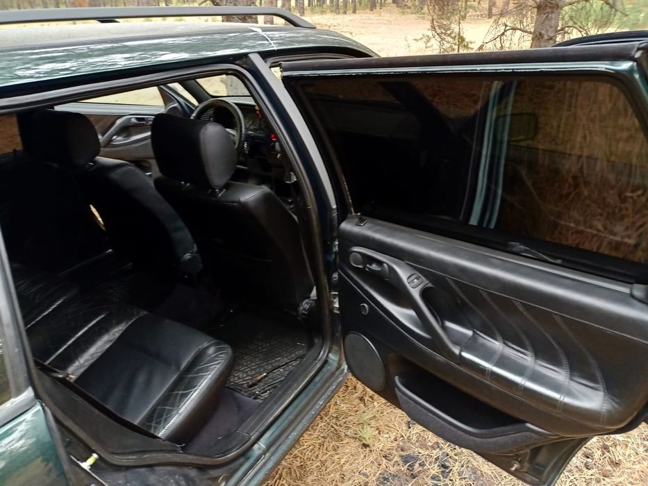 Пассат б4,универсал газ бензин.