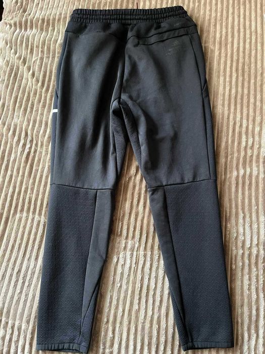 Анцуг Adidas ZNE Aeroready, размер L - като нов