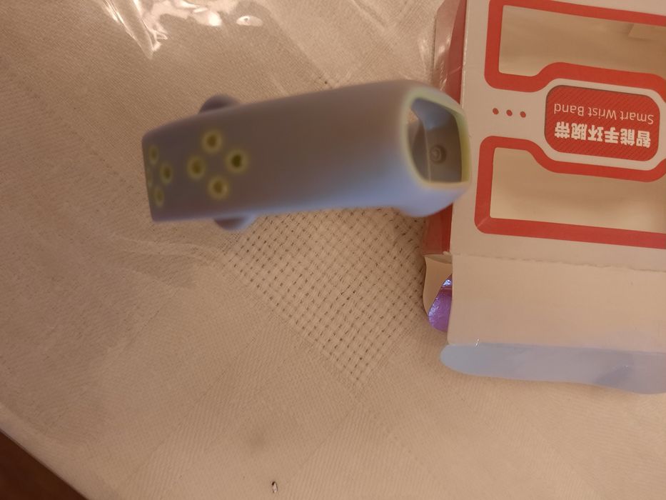 Ремешки на смарт часы Mi band 2торга нет