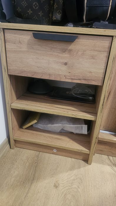 Set dulap si noptiera