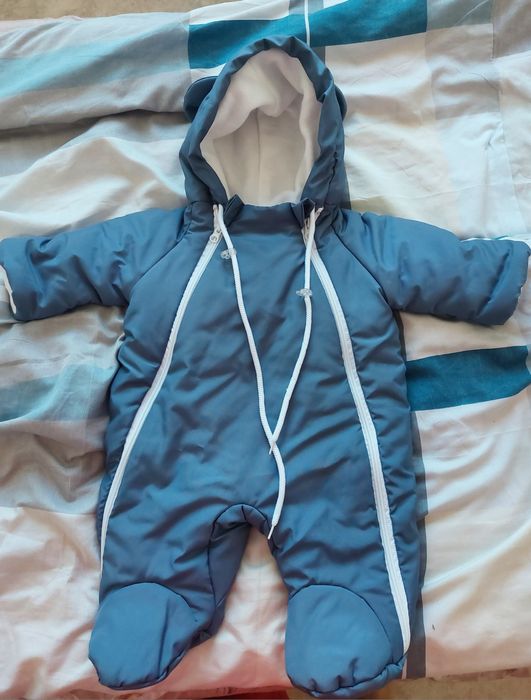 Продаётся детский комбинезон на мальчика