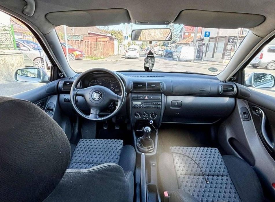 Vand seat leon motor 1.6 Benzină consum mic