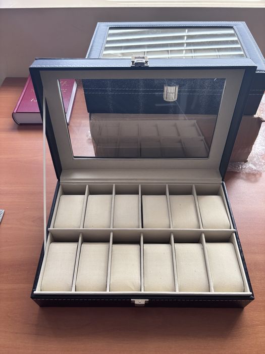 Чисто нова кожена кутия за 10 часовника