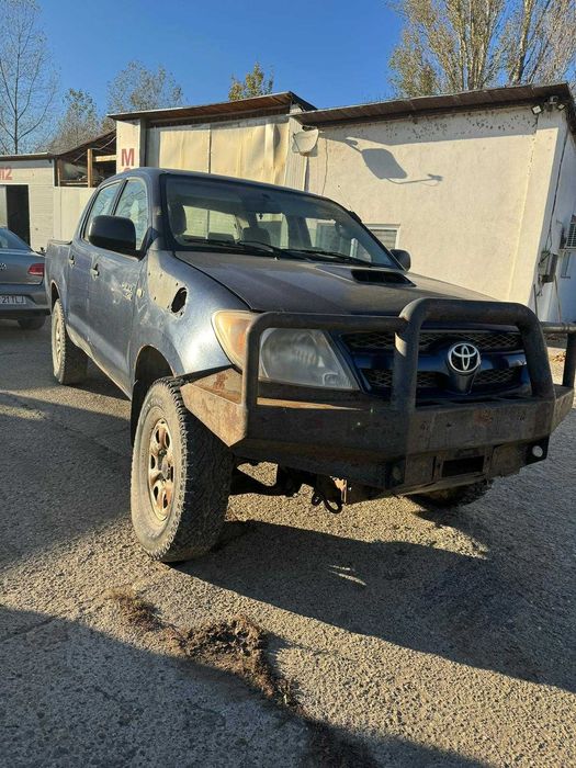 Dezmembrari toyota hilux 2.5D