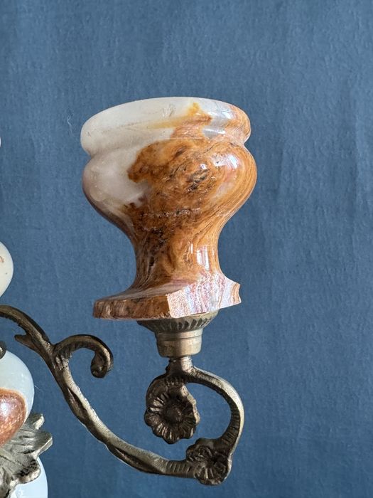 Свещник от Оникс