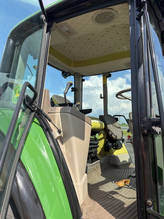 Tractor John Deere 6330 Premium an 2011 PowerQuad Stare impecabila