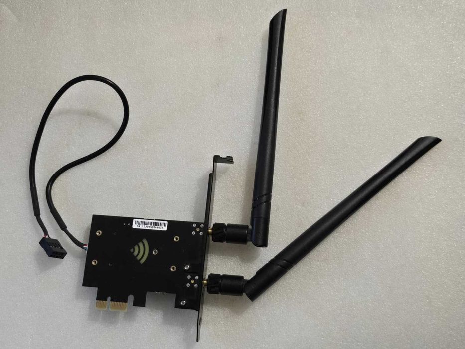 Placa de retea Tri-Bands WiFi 6E AXE5400 Bluetooth 5.3 PCI-E Win 10/11