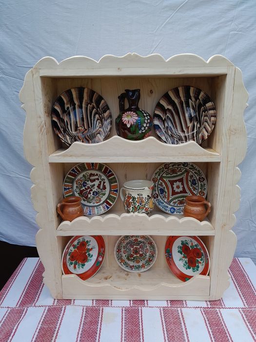 Vând etajera din lemn cu 2 polițe